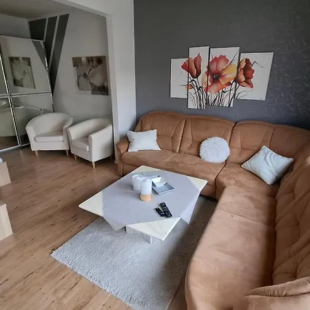 Schoene Aussicht Apartmán *